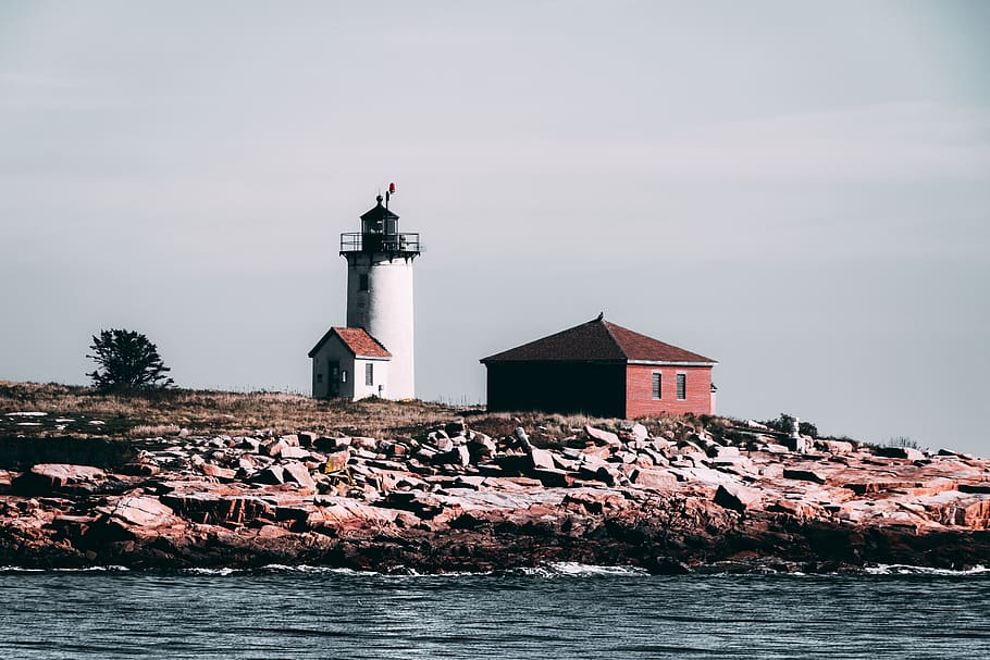 White Lighthouse, architecture, building, clouds, coast, colors HD wallpaper