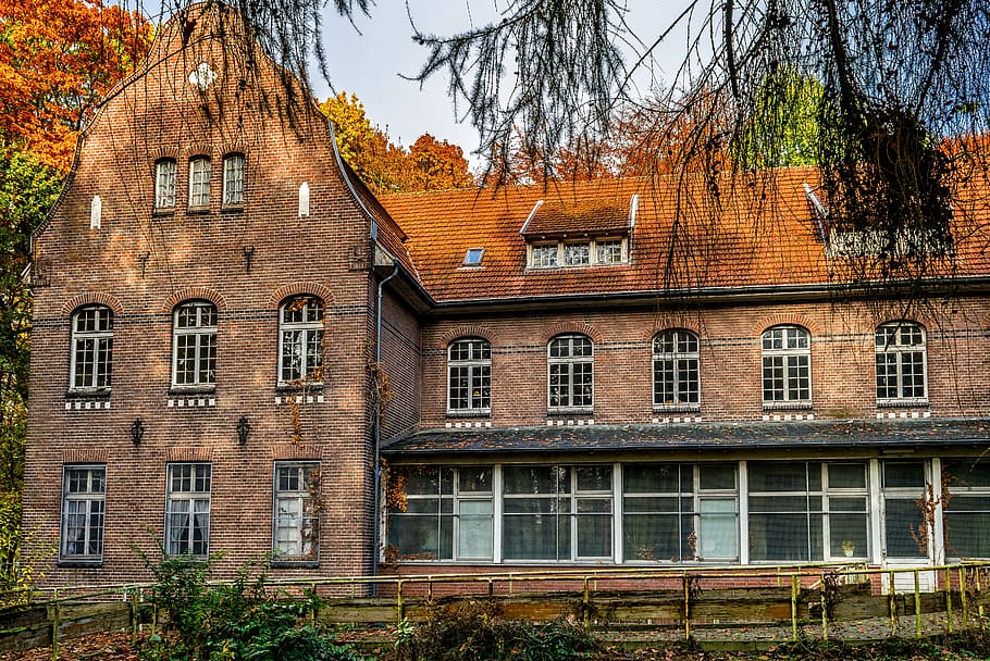 Brown Building, abandoned, architecture, brick, daylight, decay HD wallpaper