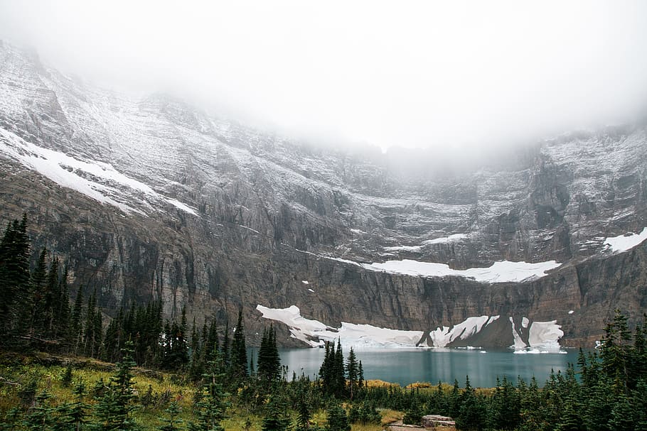 landscape photo of lake near mountain, forest, snow, frost, cloudy HD wallpaper