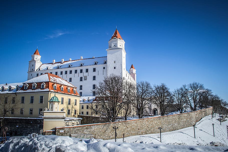 castle, architecture, bratislava, building, history, building exterior HD wallpaper