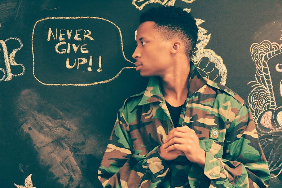 soldier, never give up, chalk board, doodles, army courage, HD wallpaper
