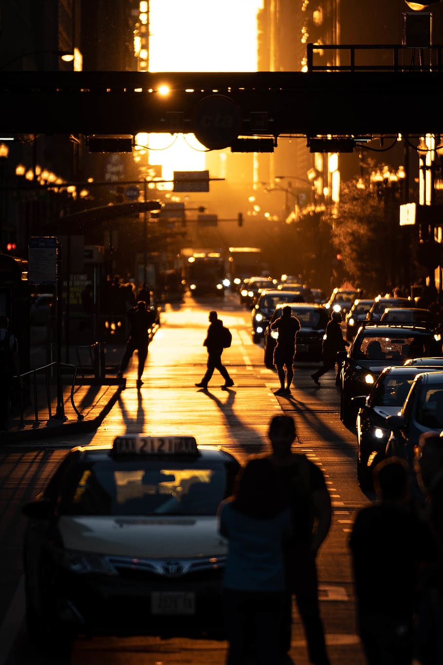 People Walking on Street during Golden Hour, architecture, blur HD wallpaper