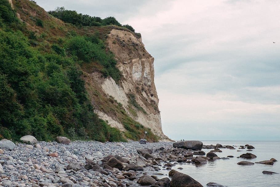 Chalk cliffs on Rugen, background, baltic, beach, beautiful, blue, HD wallpaper