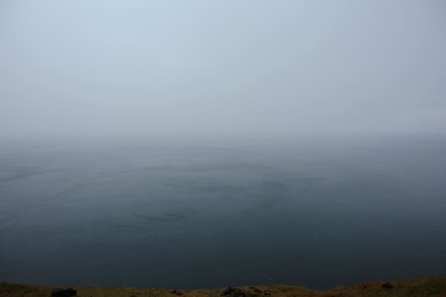 ocean, cliff, fog, scenics - nature, tranquility, beauty in nature HD wallpaper