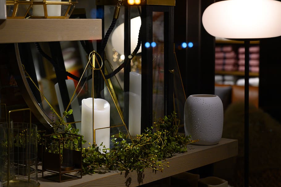 White Pillar Candle , décors, shelf, indoors, plant, lighting equipment HD wallpaper