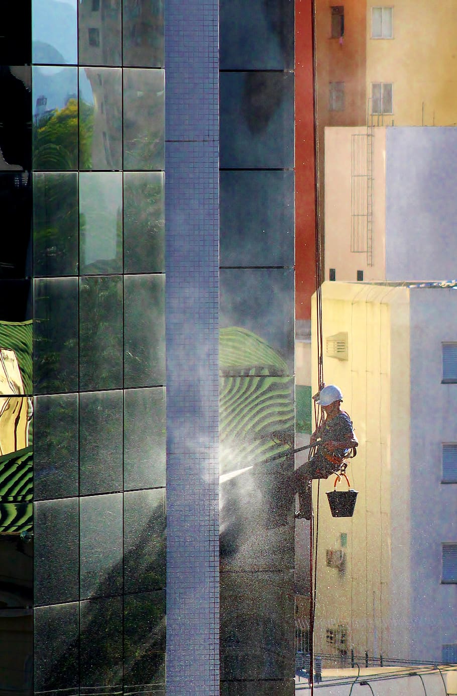 work, abseiling, cleaning, rope, risk, helmet, gloves, climbing HD wallpaper