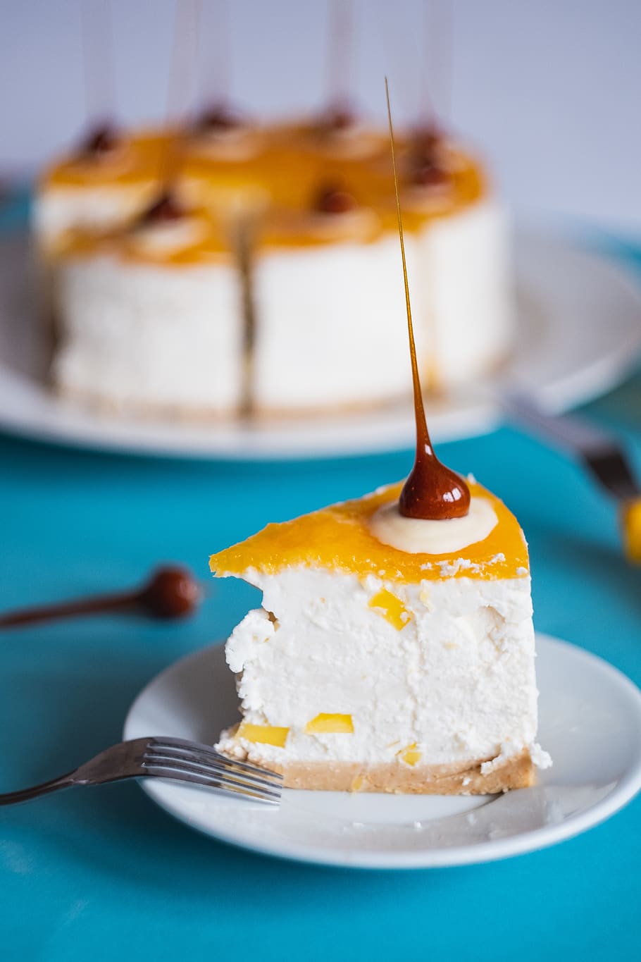 dessert on saucer, sweet, sweet food, eating utensil, food and drink HD wallpaper