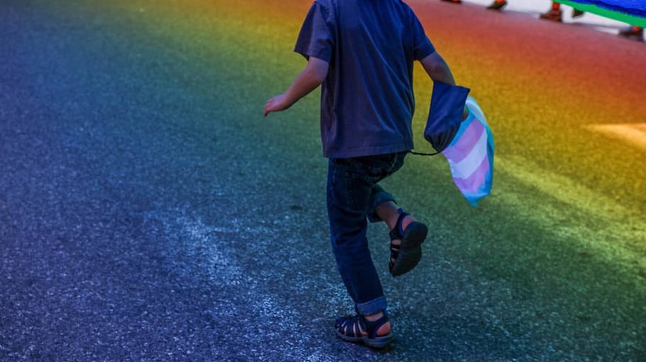 boy running through road, low section, one person, human body part HD wallpaper