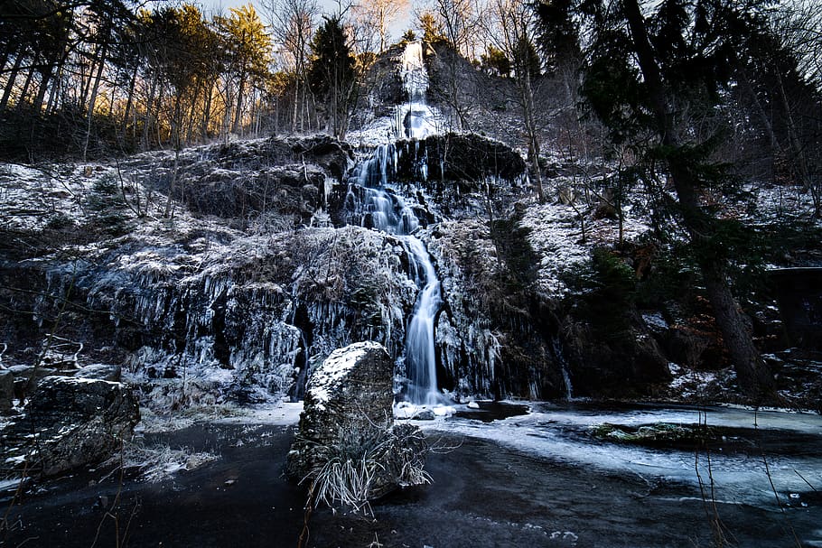 waterfalls cascading down rock wall, nature, river, outdoors HD wallpaper