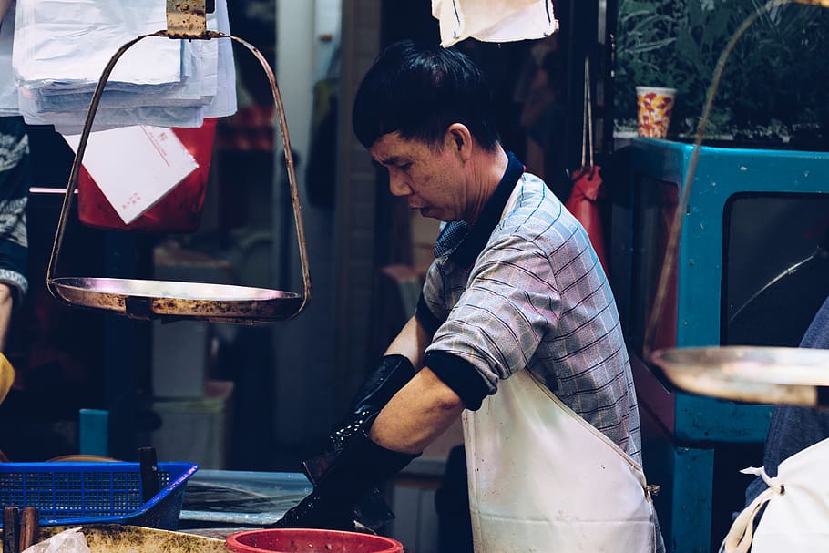 man wearing white apron, person, human, hong kong, food, street market HD wallpaper