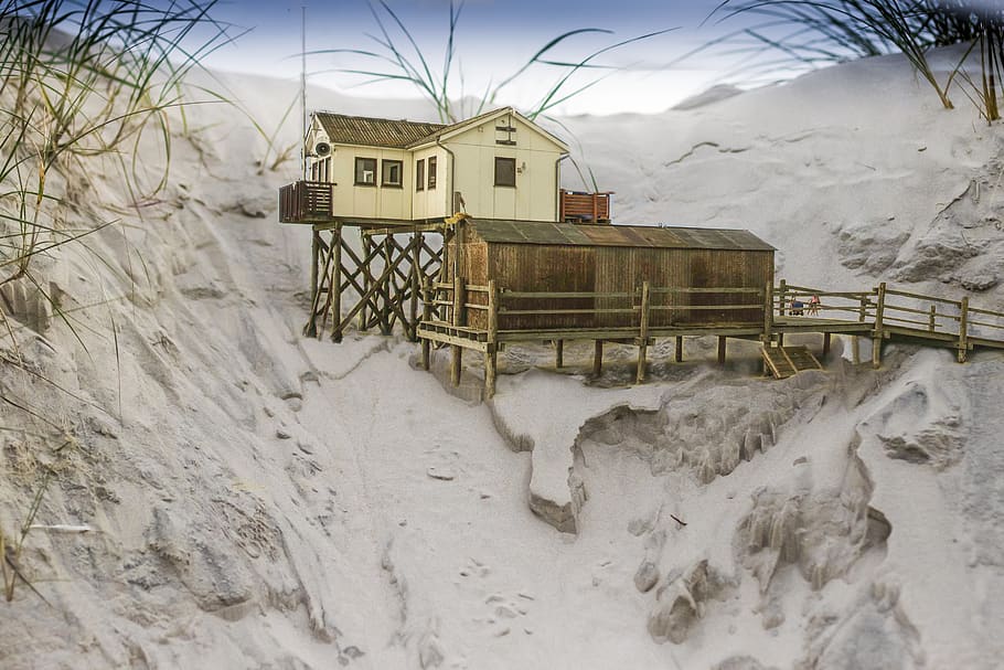 dune, house, dream, risk, surreal, fairy tale world, fantasy, HD wallpaper