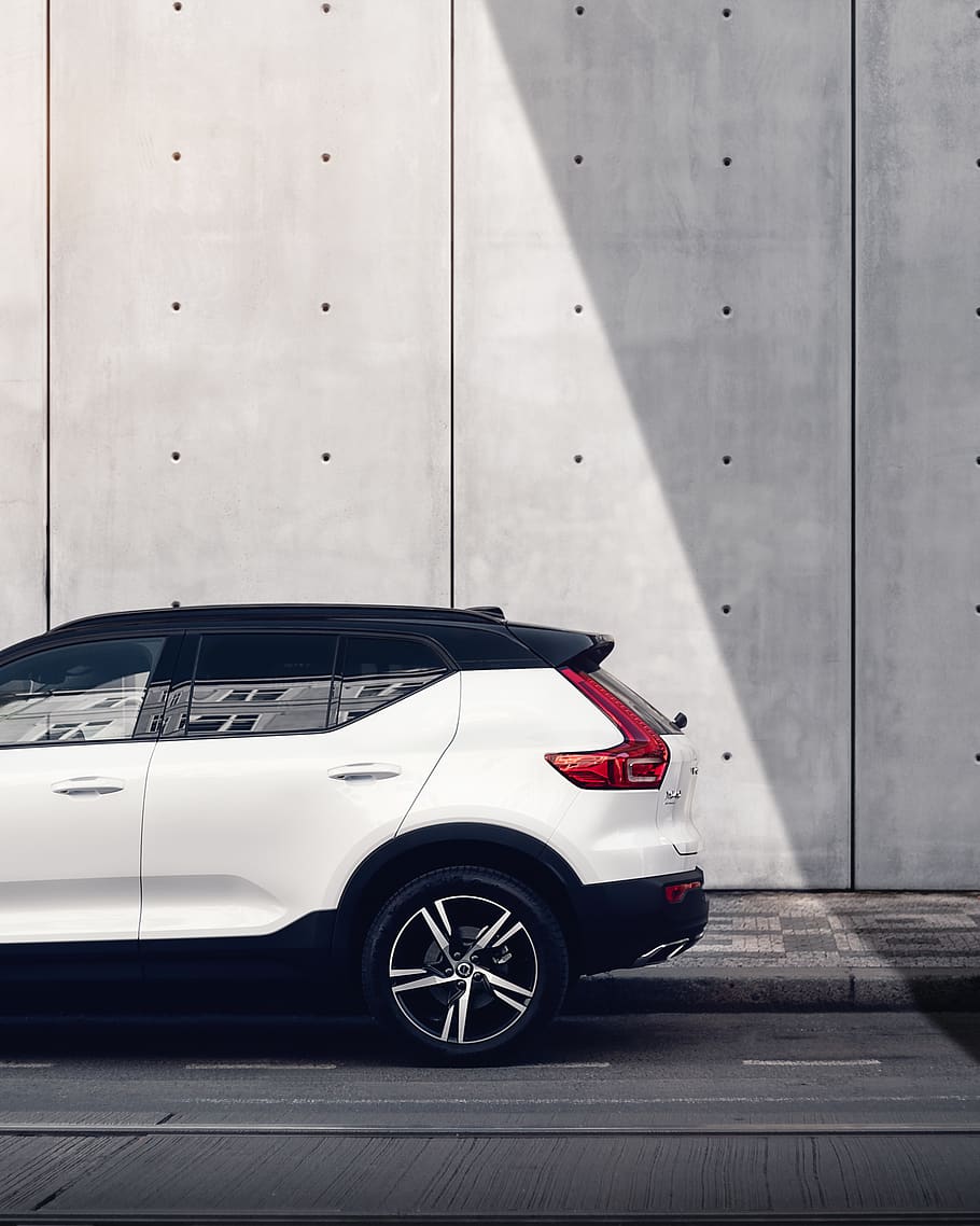 white SUV parked on road, transportation, mode of transportation HD wallpaper