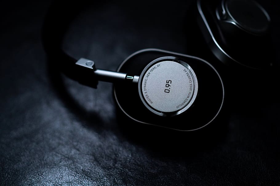 black and grey 0.95 headphones, electronics, headset, adapter HD wallpaper