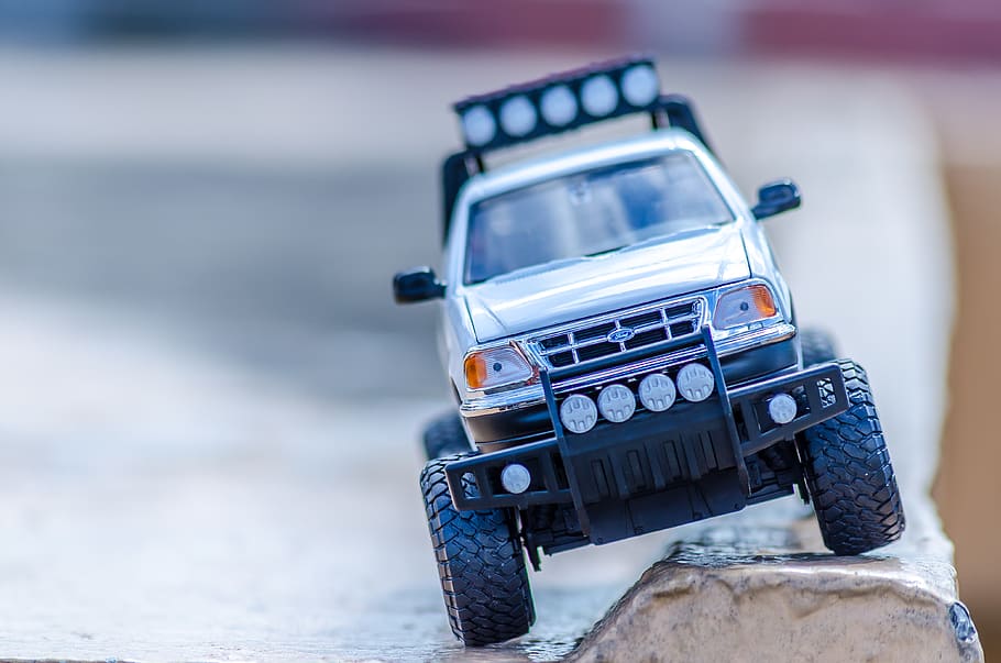 Silver Ford Toy Car on the Ground, 4x4, action, auto, automobile HD wallpaper