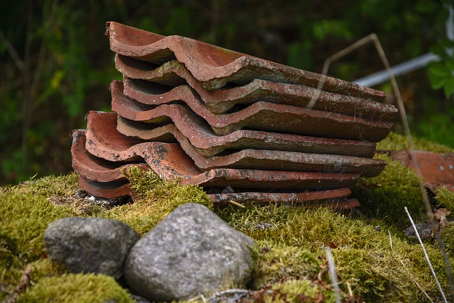tile, old, weathered, brick, structure, roofing tiles, moss HD wallpaper