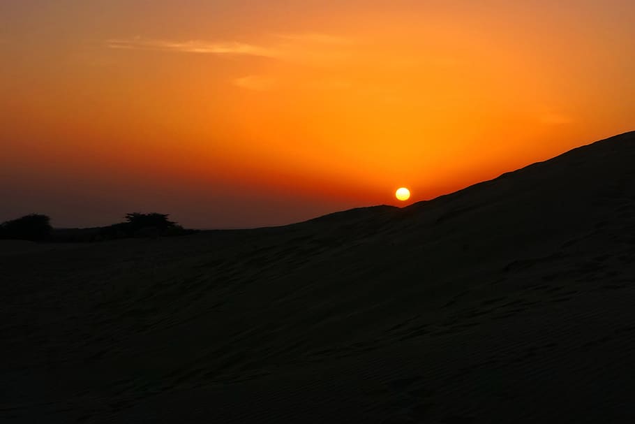 sunset, dusk, evening, landscape, sky, light, mountain, silhouette HD wallpaper
