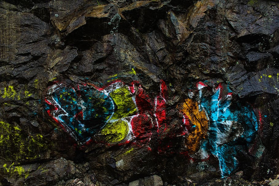 train, track, nature, rock, graffiti, water, drip, art, color HD wallpaper