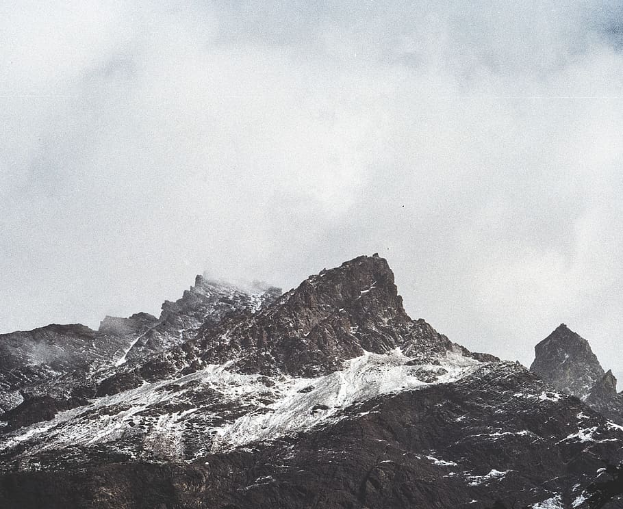 mountains, peak, summit, snow, sky, cloudy, clouds, landscape HD wallpaper