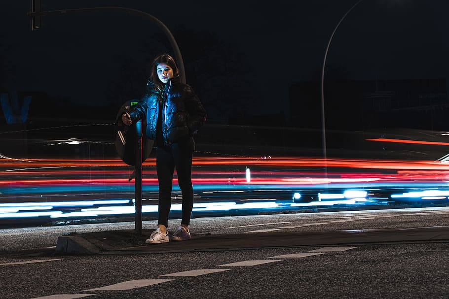 germany, hamburg, night, model, blacks, city, cars, red, blue HD wallpaper