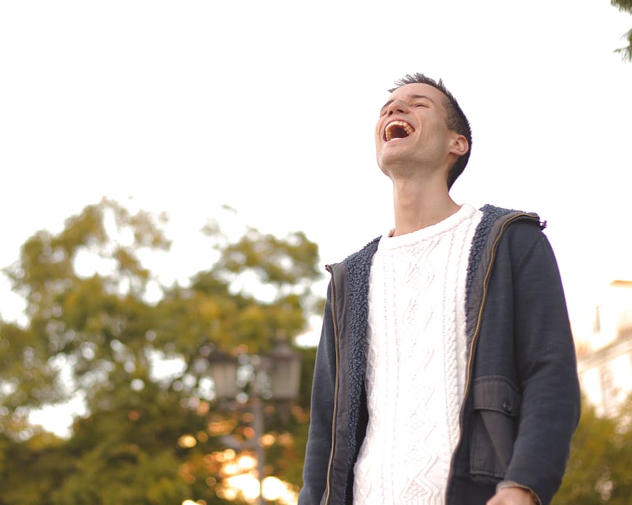 man, laugh, one person, young adult, casual clothing, looking HD wallpaper