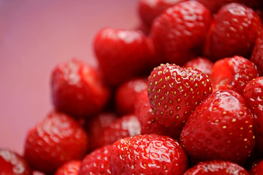 fruit, strawberry, dessert, eating, juicy, health, diet, berry fruit HD wallpaper