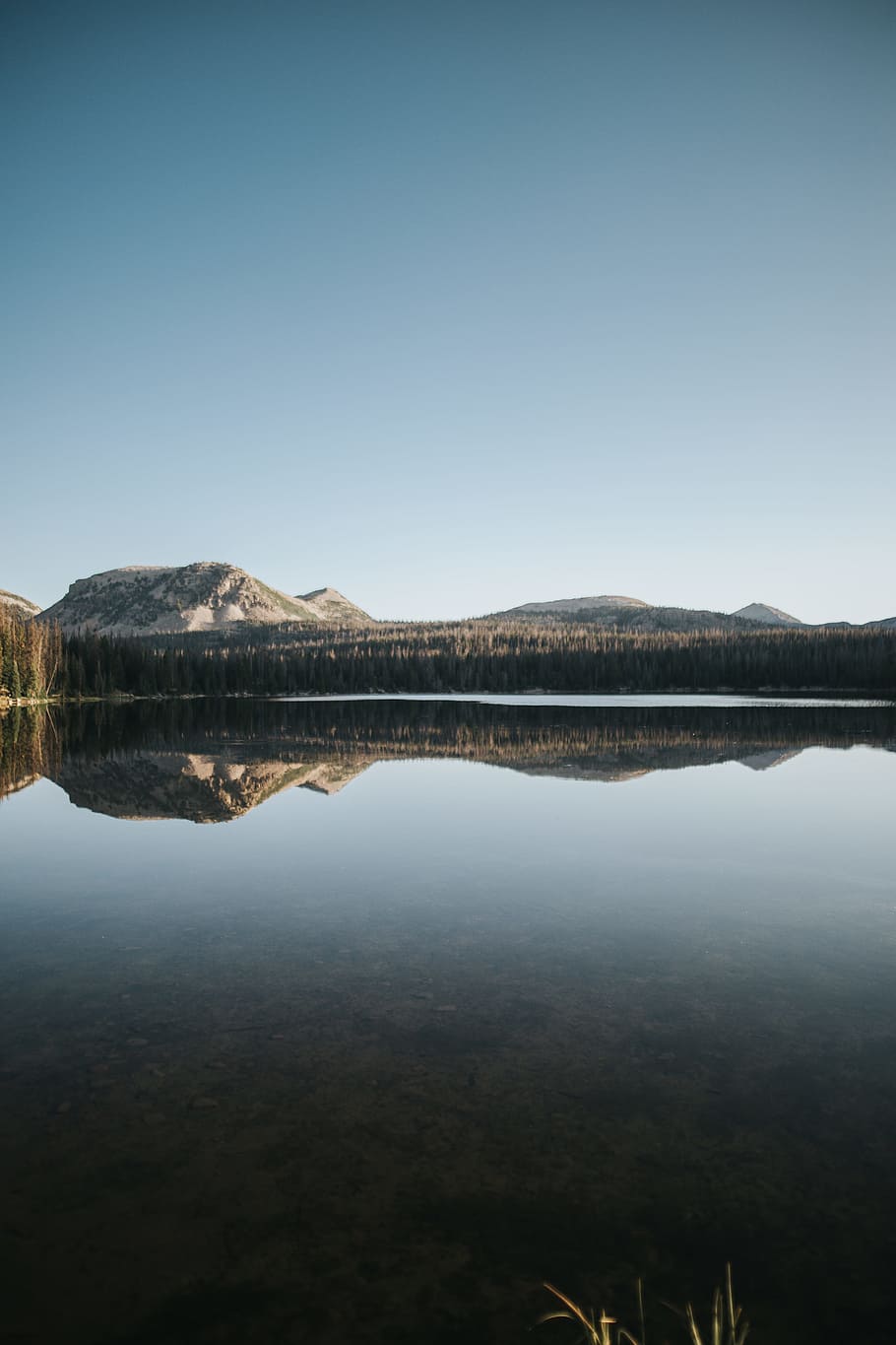 body of water, reflection, lake, mountain, still, serene, scenery HD wallpaper