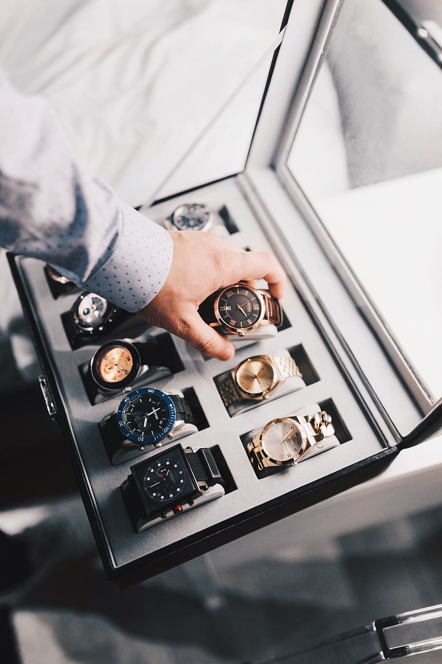 box, case, watches, accessories, hand, people, man, luxury HD wallpaper
