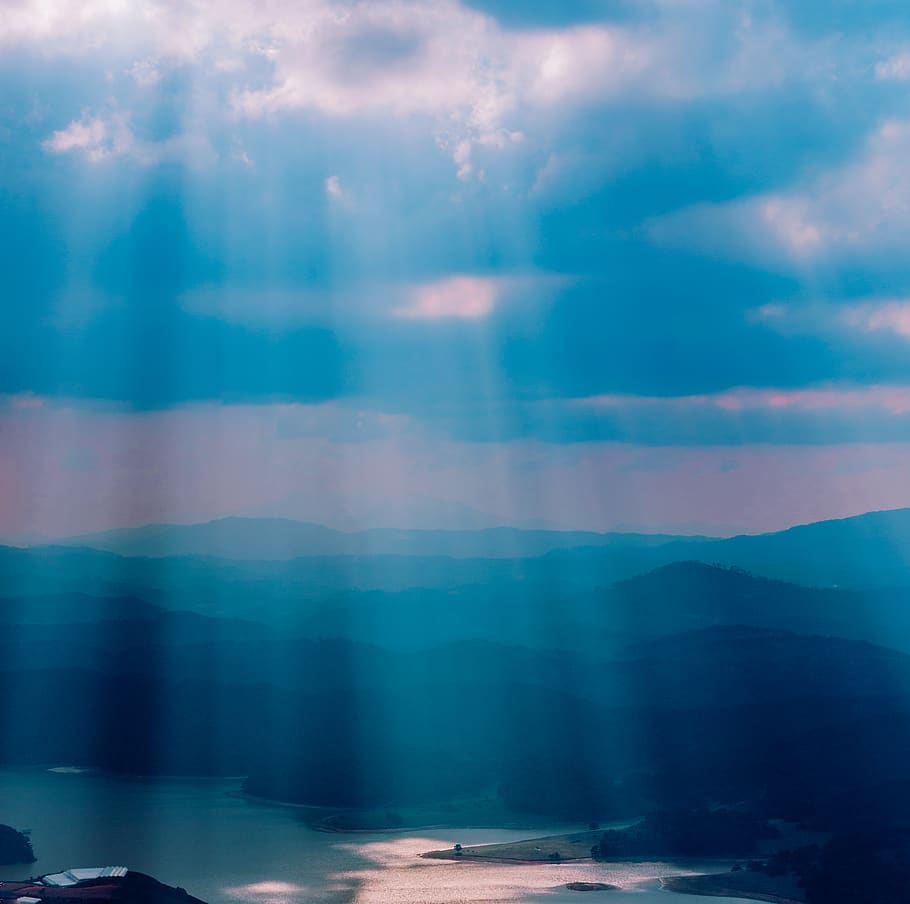 Calm Body of Water Under Sun Rays, bright, clouds, daylight, landscape HD wallpaper