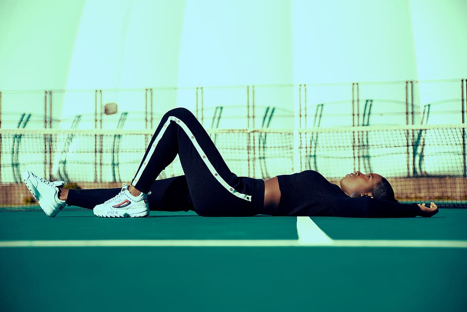 one person, lifestyles, real people, lying down, exercising HD wallpaper