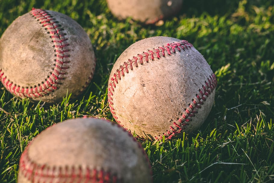 Close Up Photography of Four Baseballs on Green Lawn Grasses, HD wallpaper