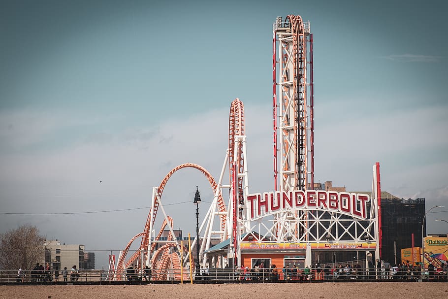 Thunderbolt circus, sky, architecture, built structure, amusement park ride HD wallpaper