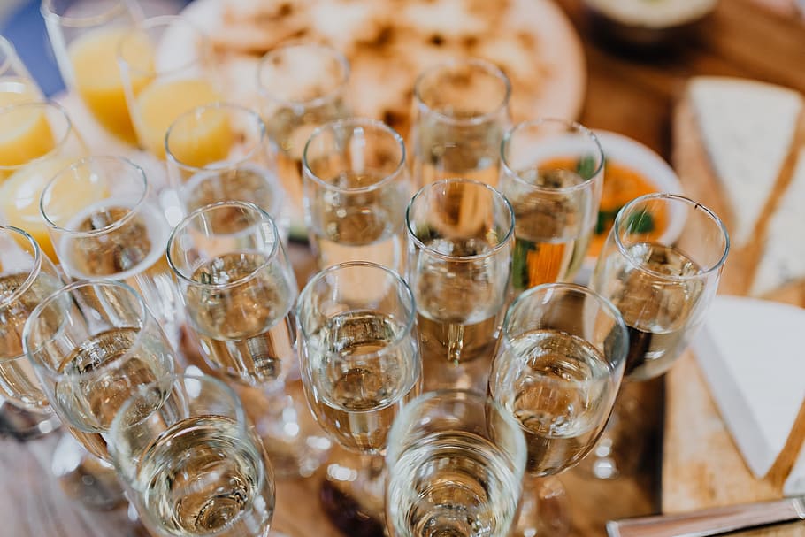 Cheese, white wine and grapes, fruit, party, snack, italian, wineglass HD wallpaper