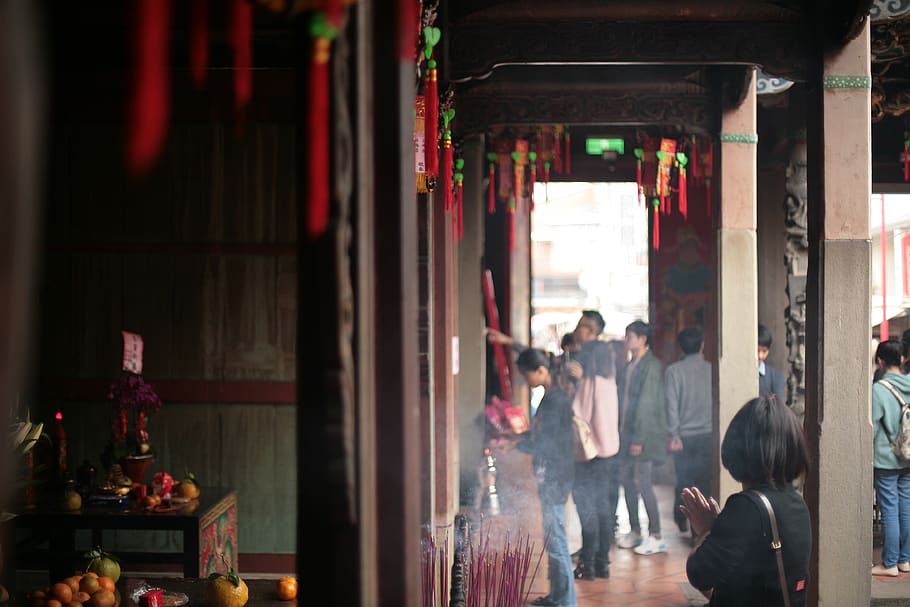 people standing inside temple, person, human, footwear, clothing HD wallpaper