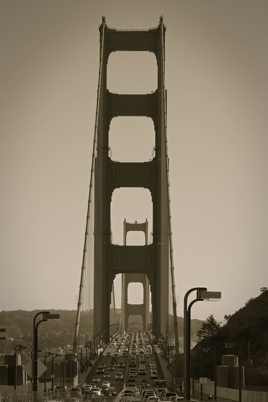 grayscale photography of concrete bridge, building, golden gate bridge, HD wallpaper