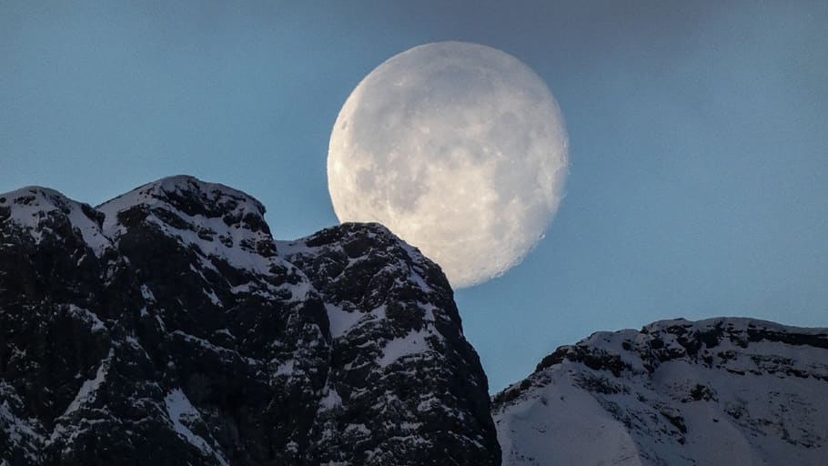 full moon, sky, mountain, scenics - nature, space, beauty in nature HD wallpaper