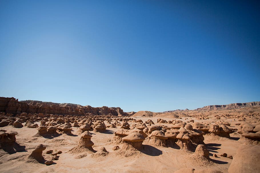 sky, goblin valley, utah, desert, hoodoo, clear sky, copy space HD wallpaper