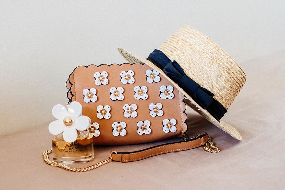 Brown Sun Hat On Brown And White Floral Sling Bag, accessories HD wallpaper