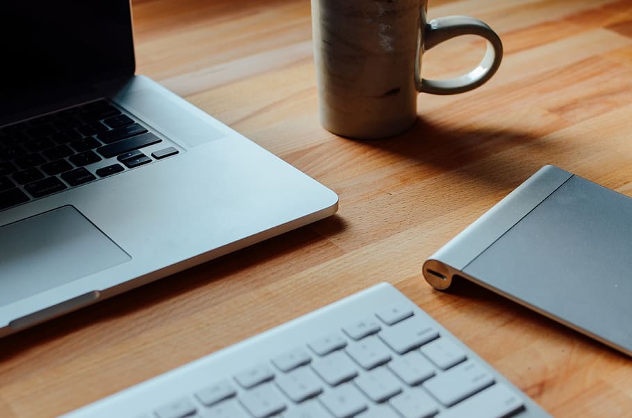 laptop, apple, macbook, computer, browser, research, business HD wallpaper
