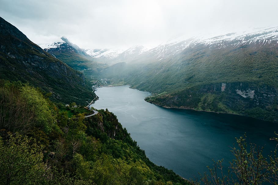 Body of Water Between Mountain Formation, fog, landscape, mist HD wallpaper