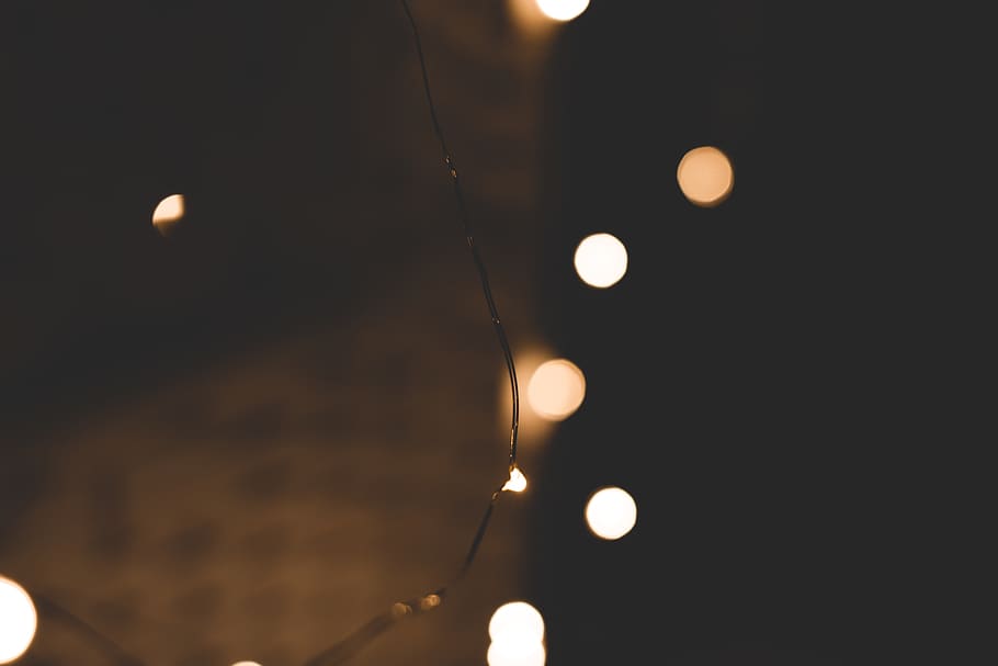 led, yellow, night, dark, cable, bokeh, wallpaper, cinematic HD wallpaper