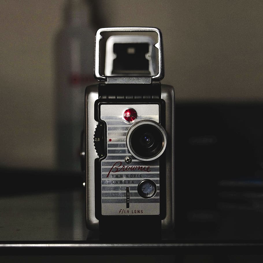 Close-Up Photo of Kodak Brownie Camera, antique, blur, classic HD wallpaper