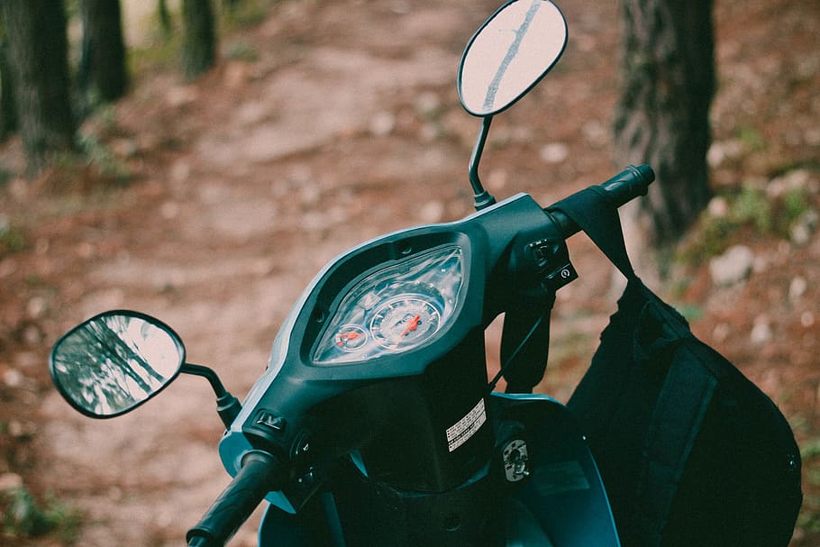 bag on motorcycle, bike, transportation, vehicle, vespa, motor scooter HD wallpaper