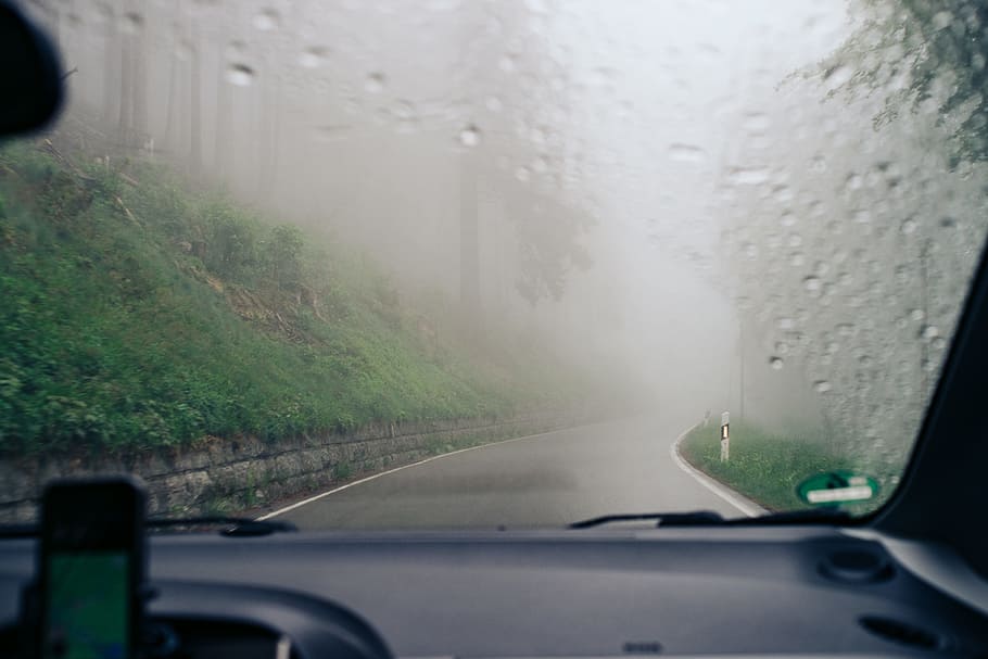 Driving in fog, car, caution, country, danger, dangerous, drive, HD wallpaper