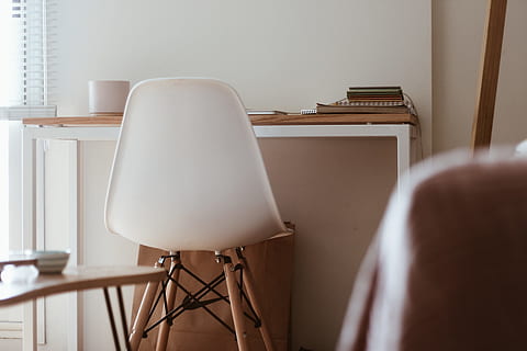empty white chair, interior, desk, home, office, minimal, design HD wallpaper