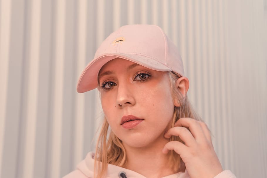 Woman Touching Her Hair, beautiful, beauty, blond, cap, fashion HD wallpaper