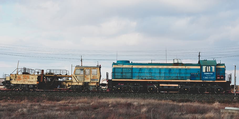 Blue and Brown Train Beside Field, colors, daylight, engine, environment HD wallpaper