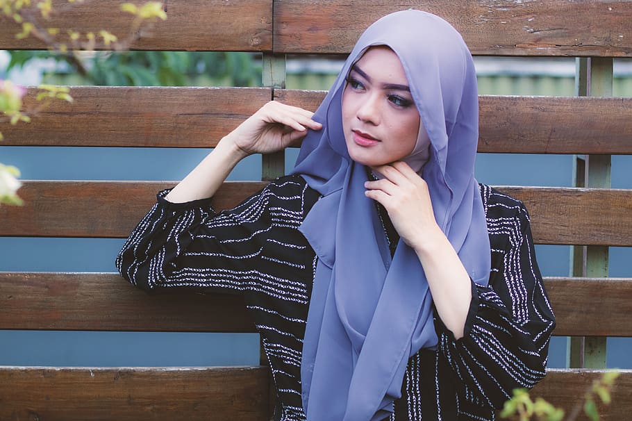 Photography of a Woman Wearing Blue Hijab, attractive, beautiful HD wallpaper