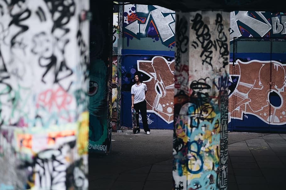 structure, building, wall, art, mural, painting, graffiti, people HD wallpaper