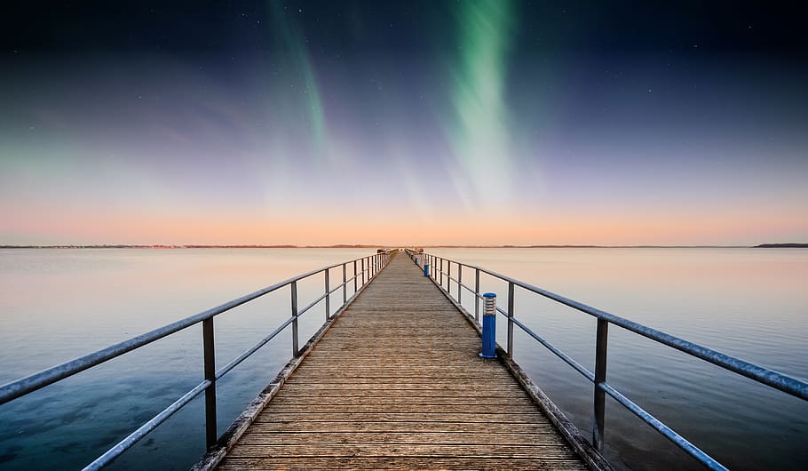 northern lights with sea dock in vicinity, water, waterfront, HD wallpaper