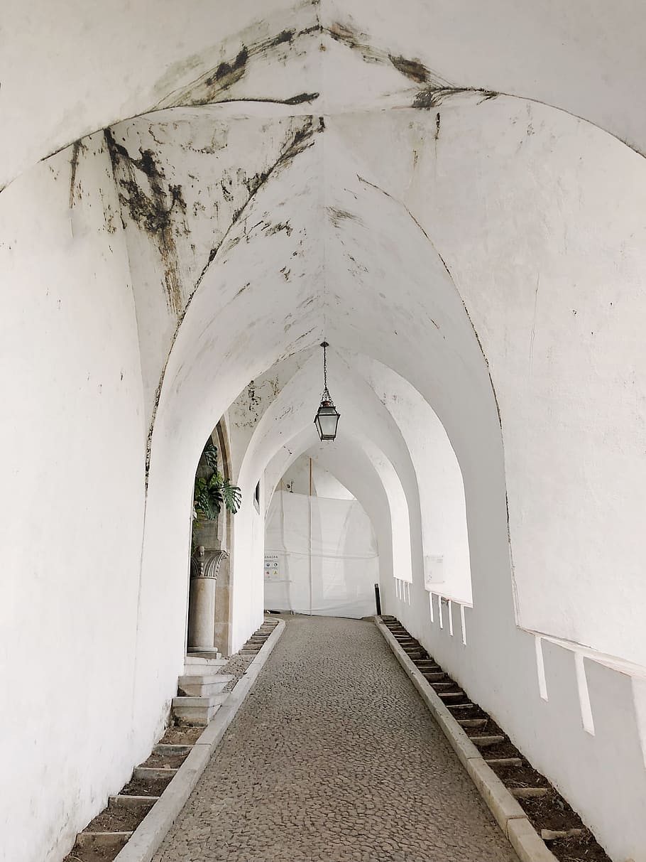 White Concrete Building, arch, architecture, hallway, the way forward HD wallpaper